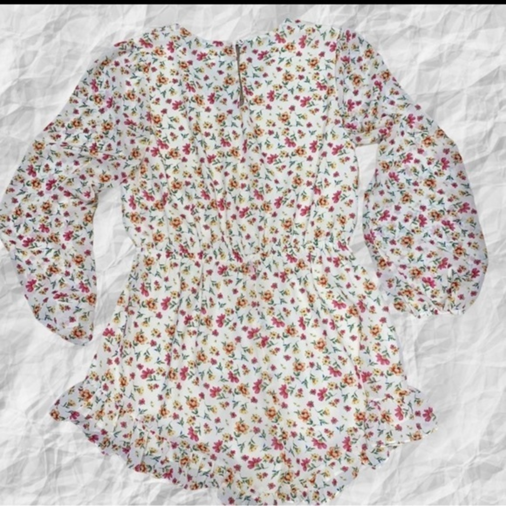 Lost + Wander romper‎ size medium floral